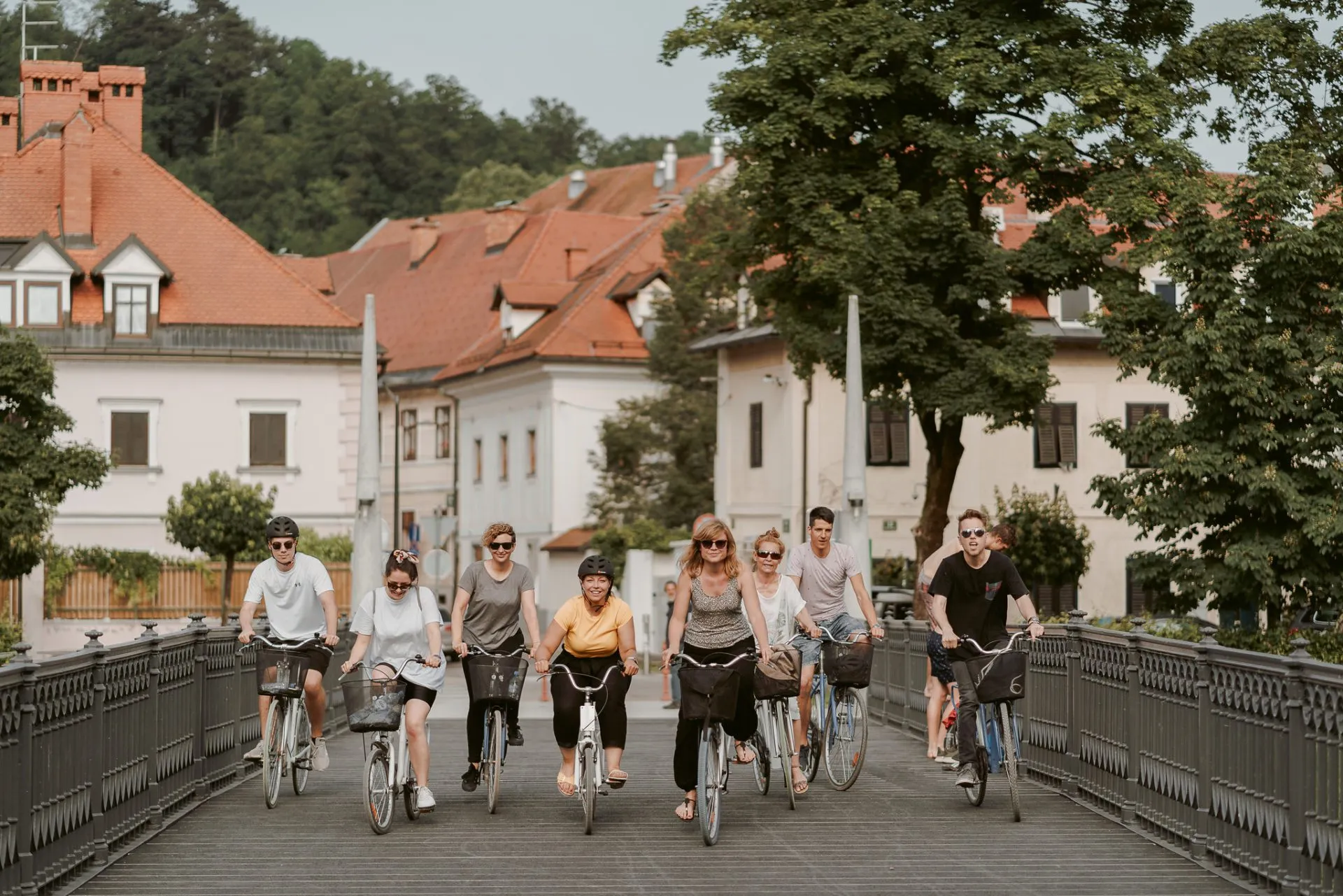 Bruggen van Ljubljana op de fiets geschaald 1