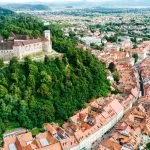 Ljubljana med slottet i skala 1