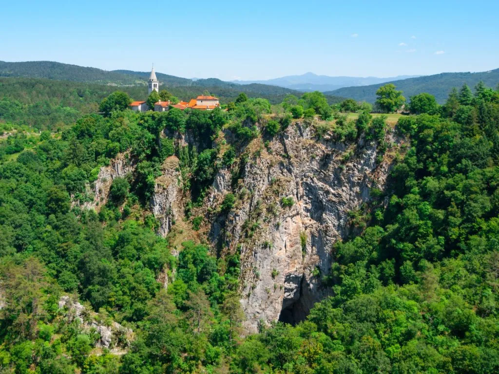 Skocjan Village above Skocjan caves